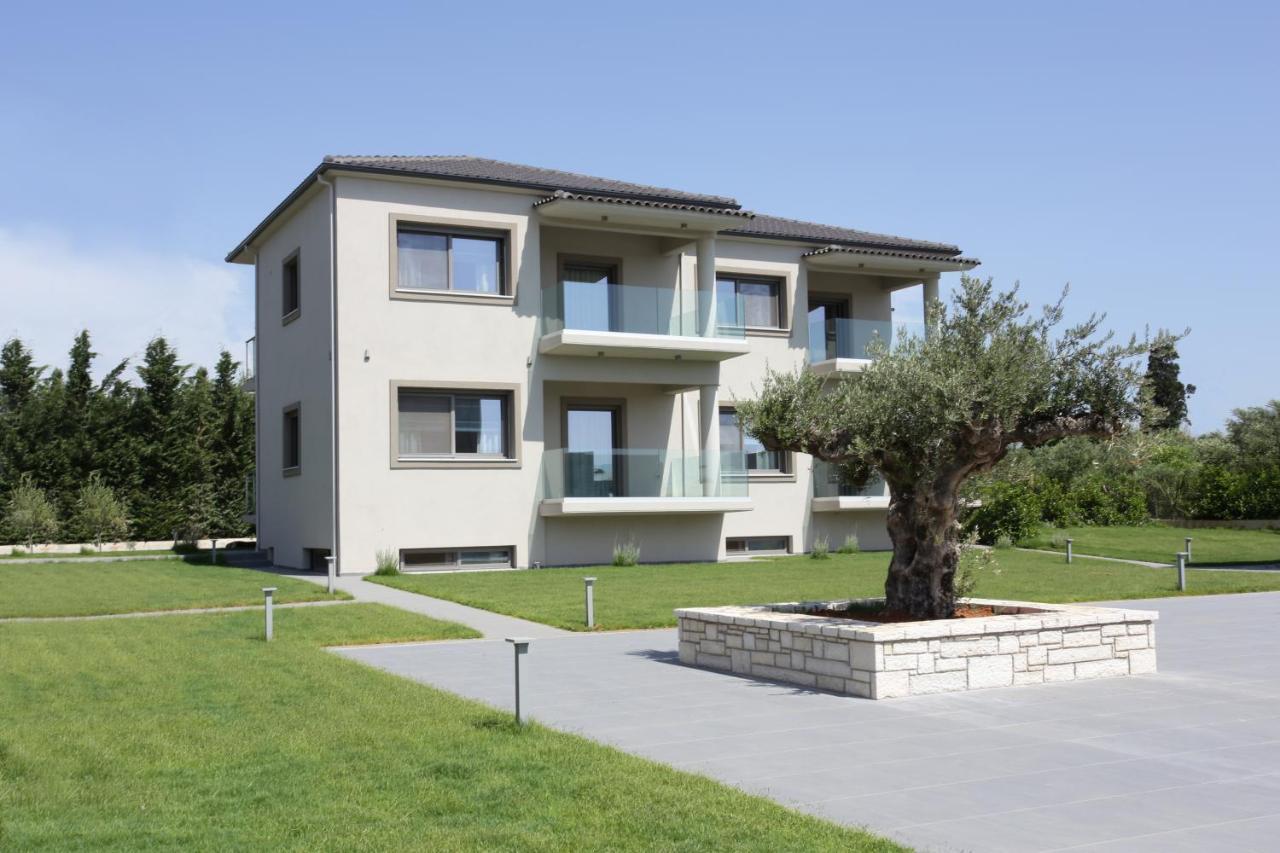 Lagouvardos Village Hotel Marathopoli Exterior photo
